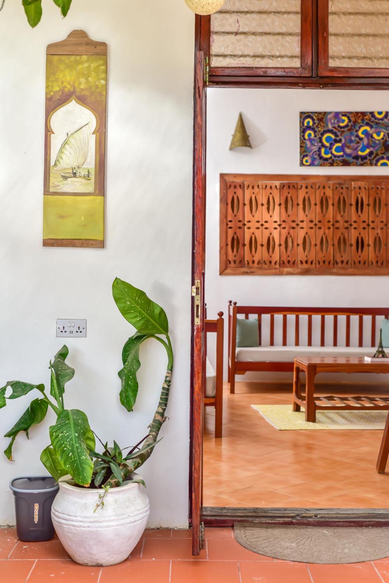 Barabara House Bed & Breakfast Jambiani  Exterior photo