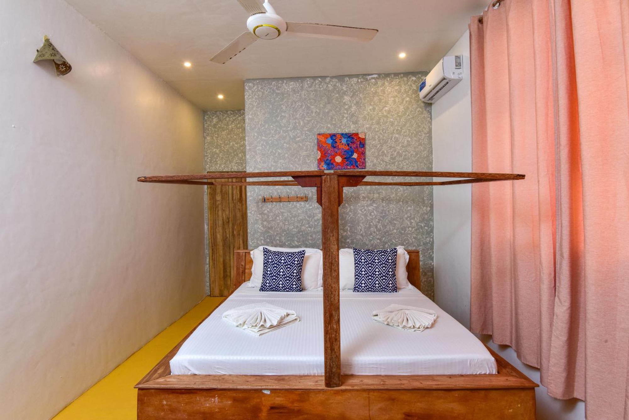 Barabara House Bed & Breakfast Jambiani  Exterior photo
